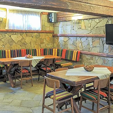 מלון Dzhangal בנסקו